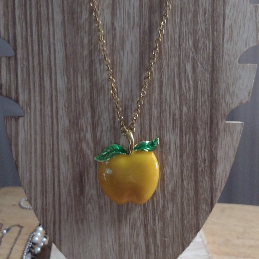 Apple charmed necklace